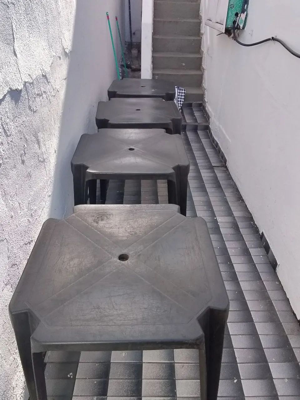 Mesa quadrada para bares e casa - Foto 2