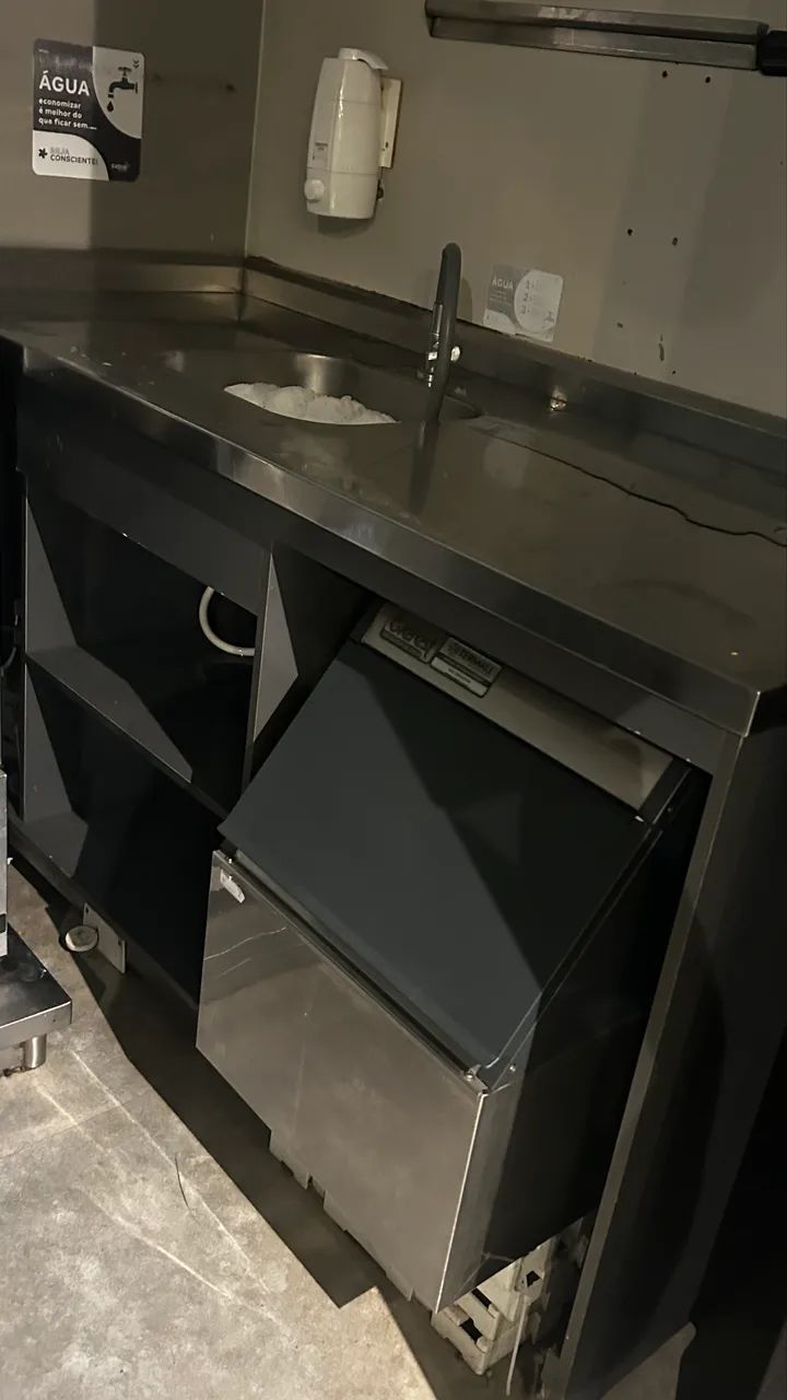 Bancada com pia em inox 1 Cuba 