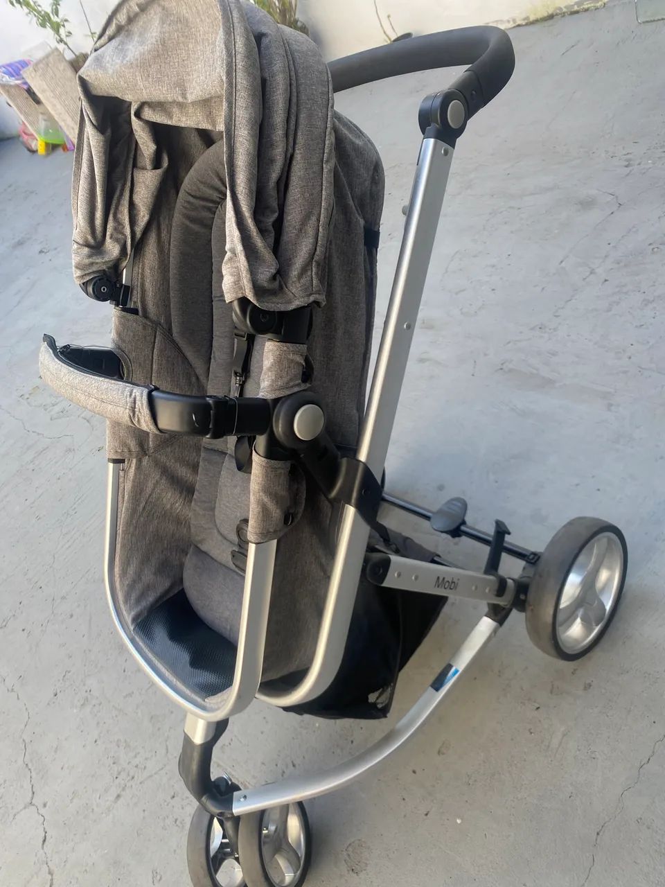 Carrinho de bebê com bebê conforto  - Foto 3