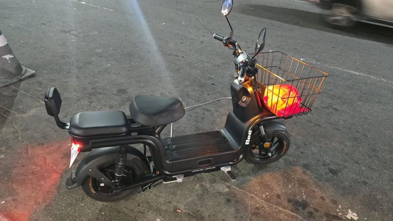 Bee u1 800w bateria lítio