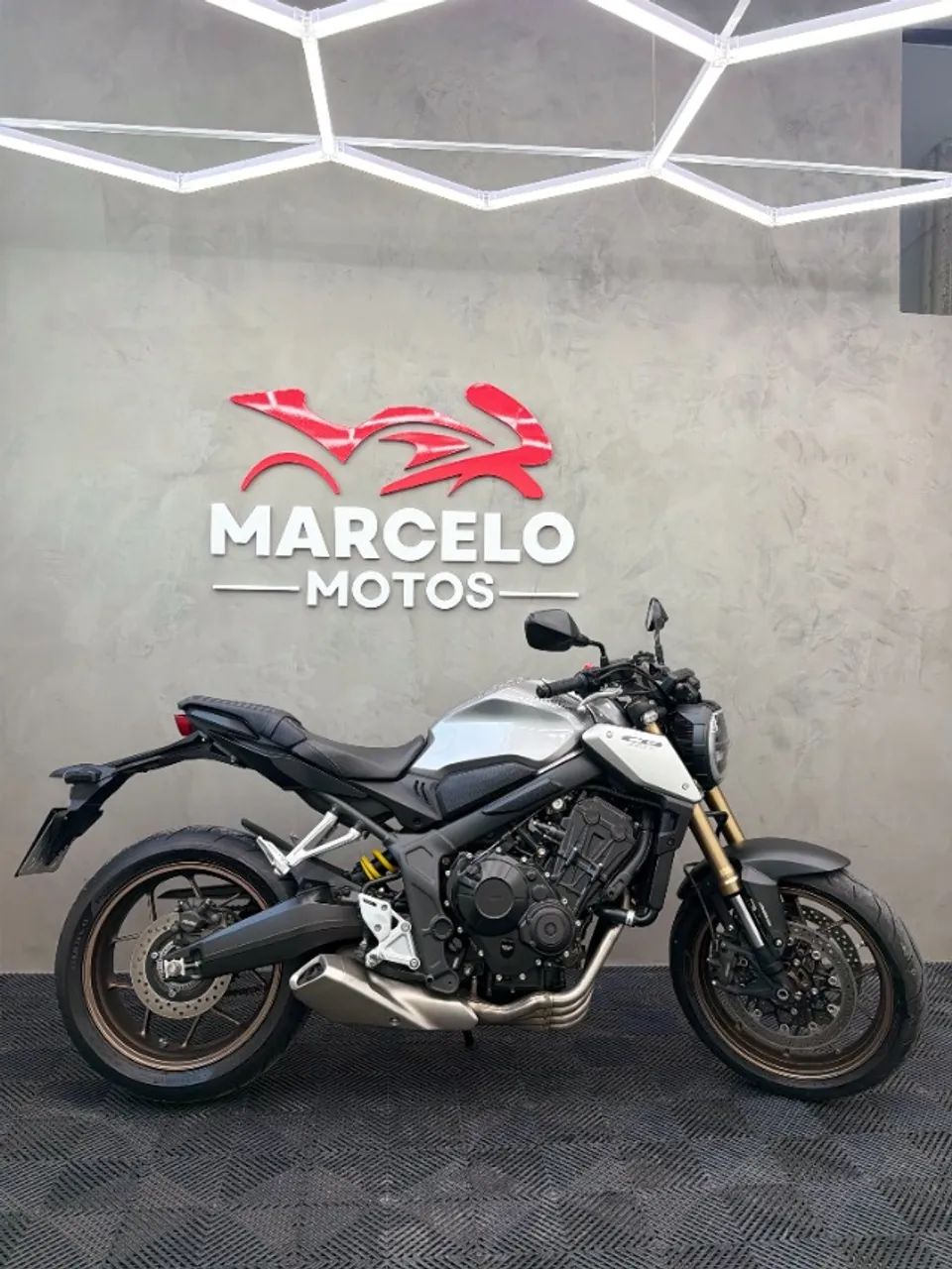 Honda CB 650R 2021 - Foto 4