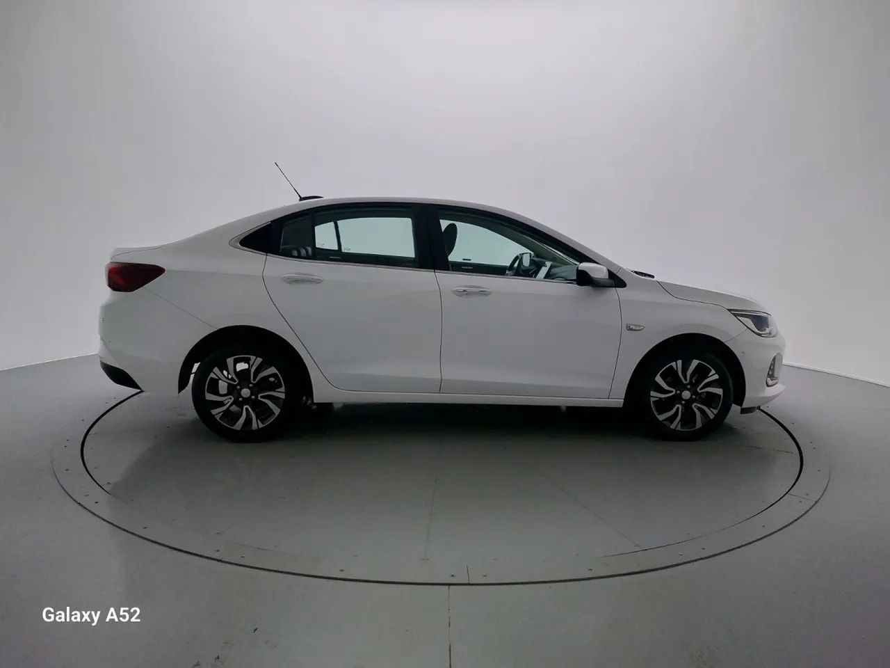 Chevrolet Onix Plus Premier 1.0 12V TB Flex Aut. 4P 2024 - Foto 6