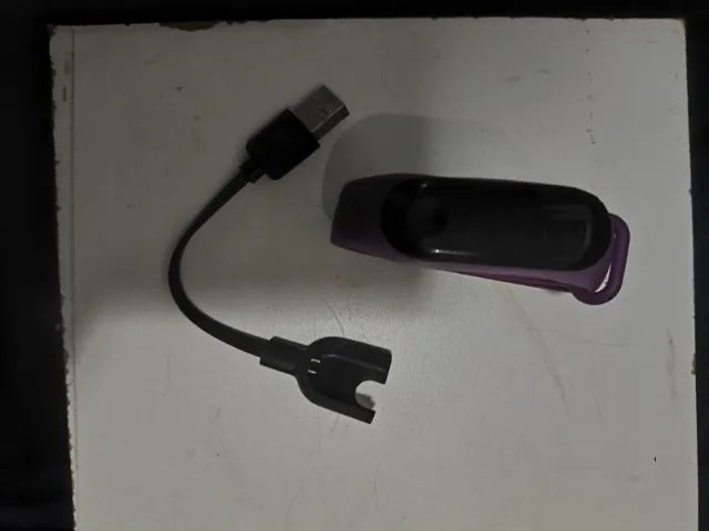Mi Band 3 Xiaomi Com Carregador E Pulseira Não Esta Ligando (Usado)