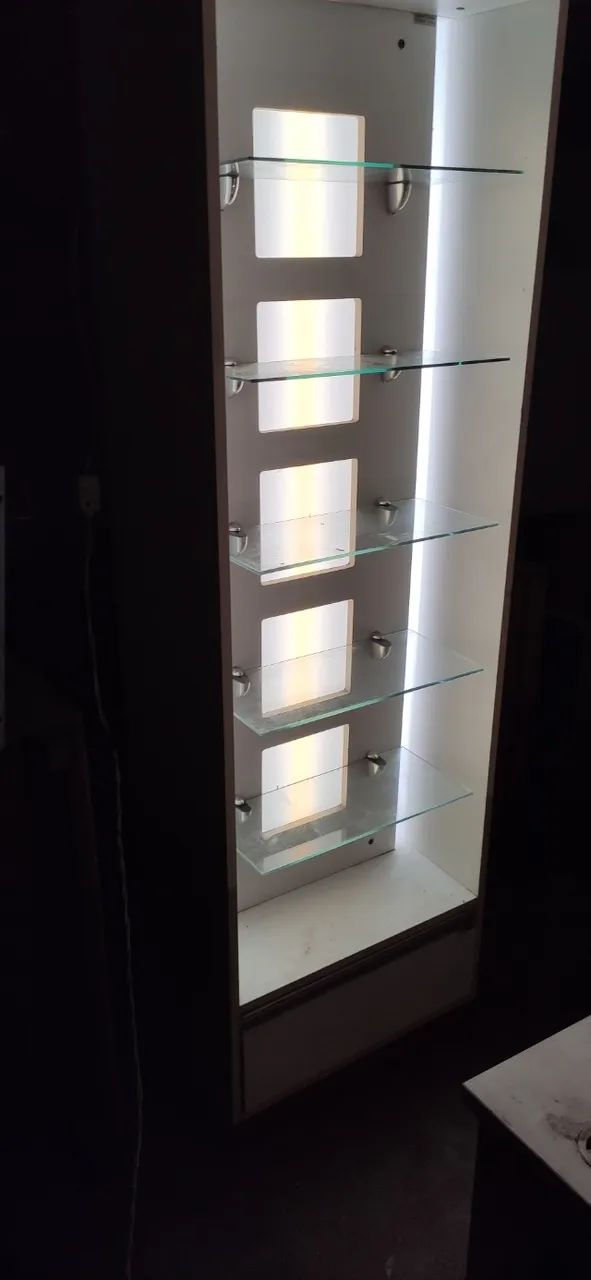 Expositor com Iluminação - Foto 2