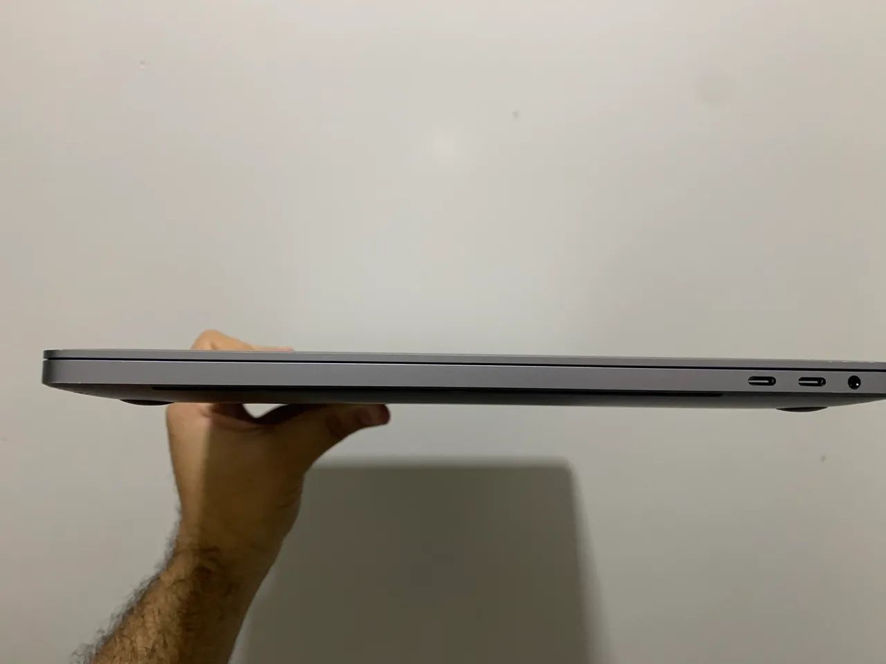 MacBook Pro 2019/ Intel i9/ 32GB RAM/ 1TB SSD/ 16 polegadas - Foto 5