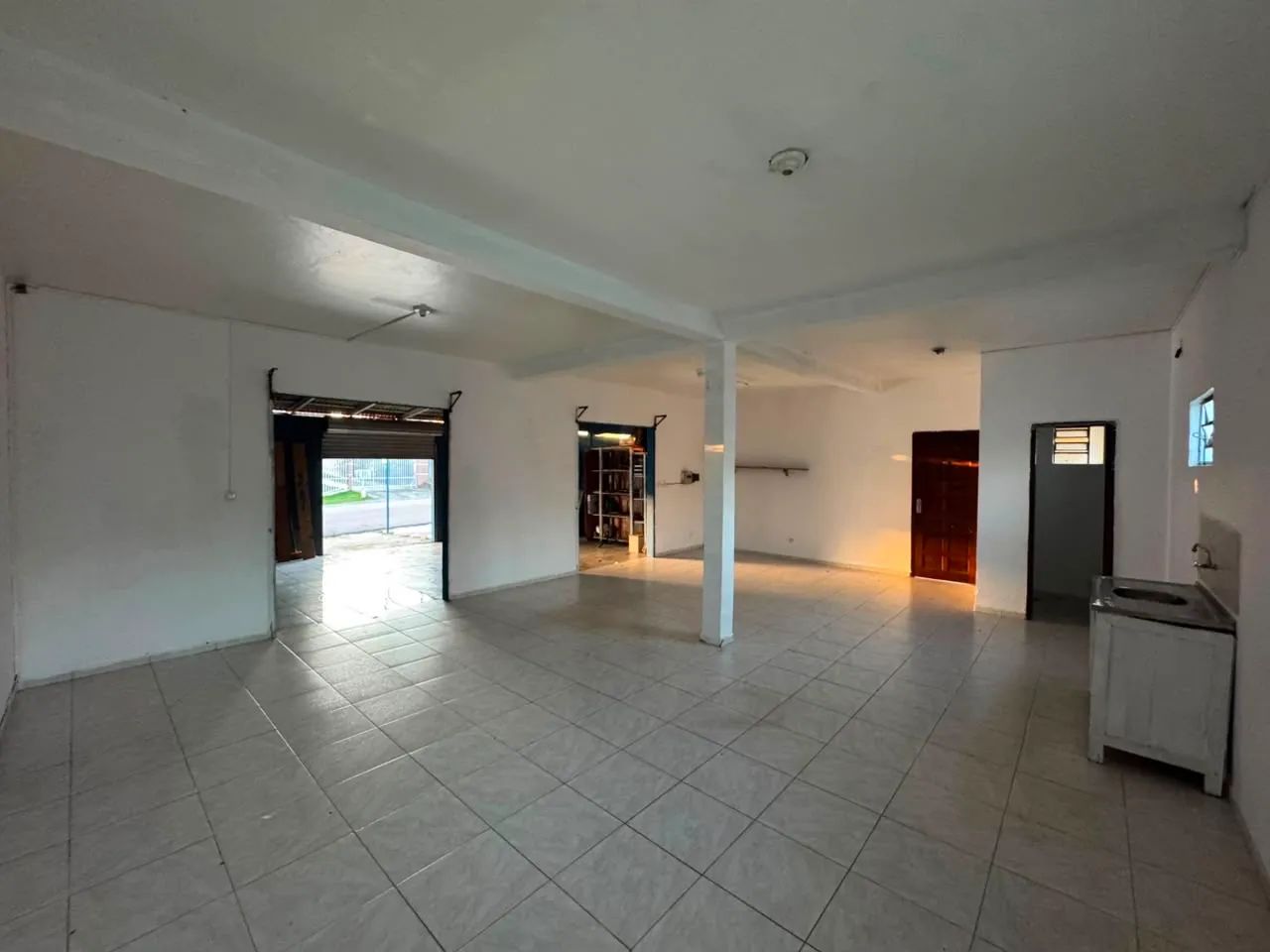 Aluguel salão comercial - CIC - Foto 2