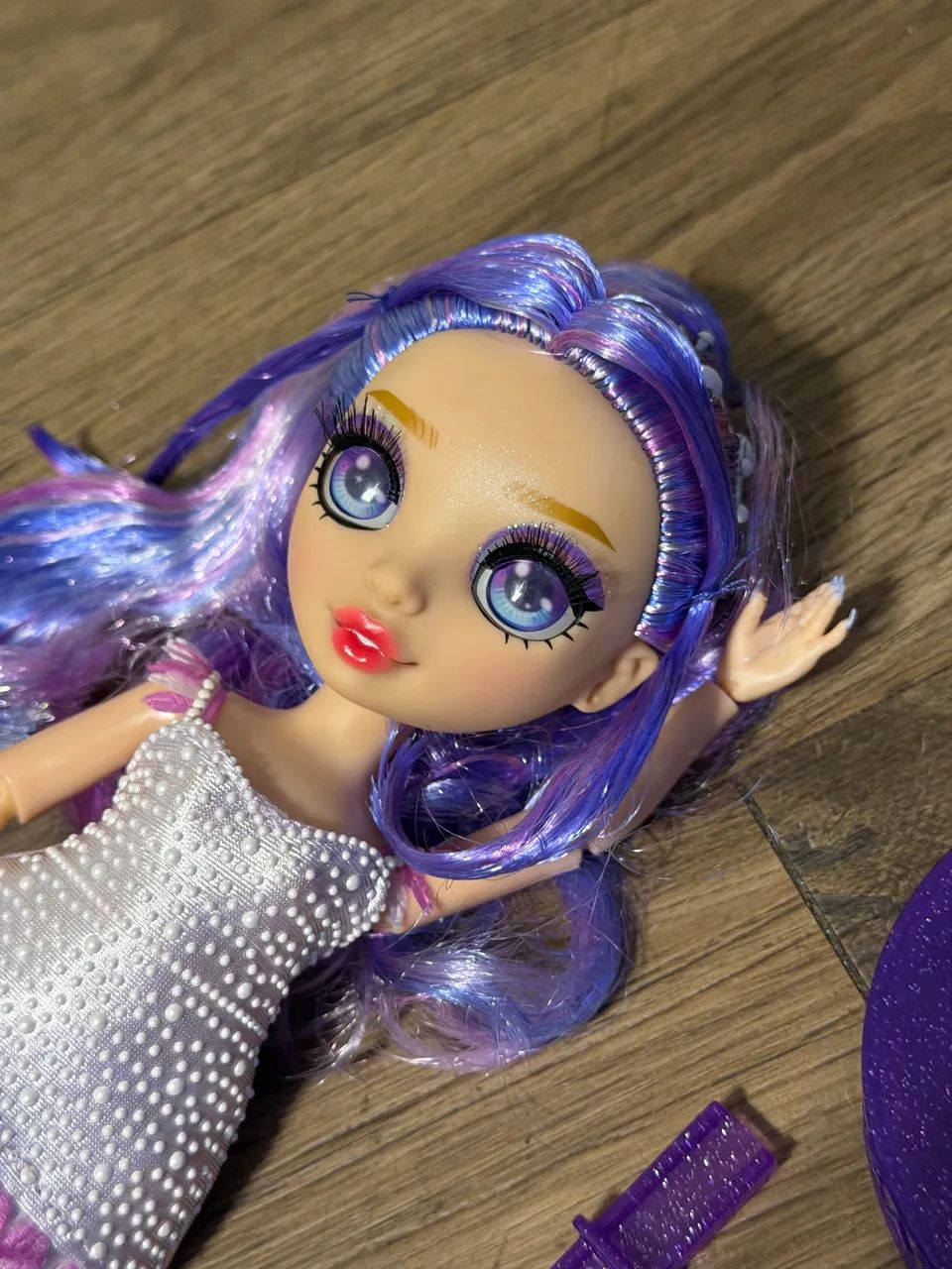 RAINBOW HIGH FANTASTIC FASHION VIOLET WILLOW - Foto 4