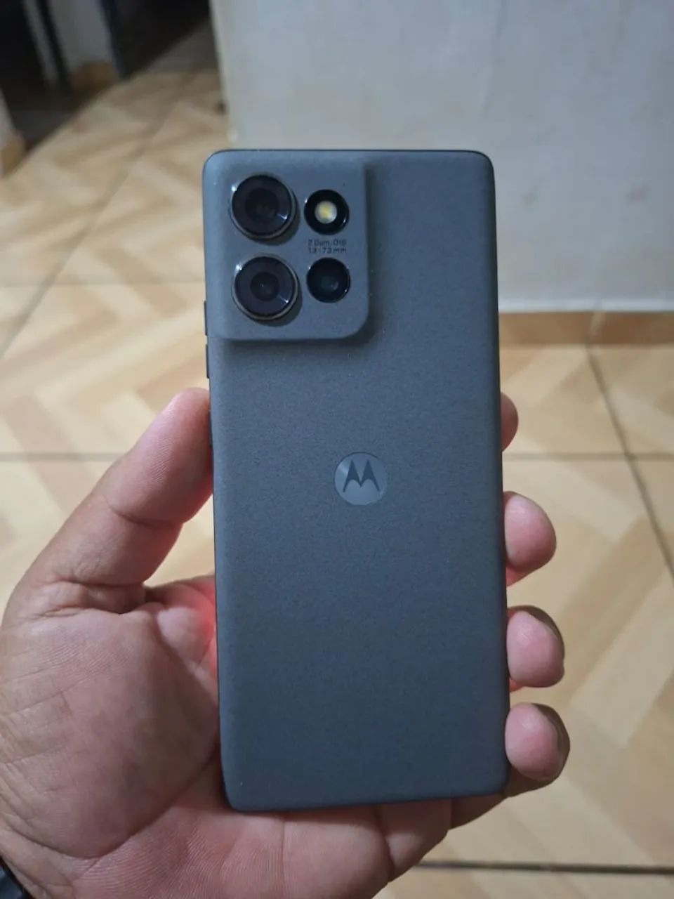Motorola Edge 50  - Foto 3