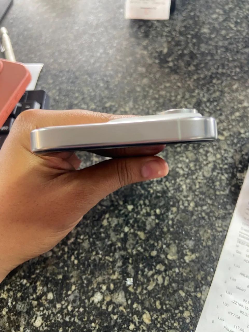 iPhone 16 pro 128gb - Foto 2