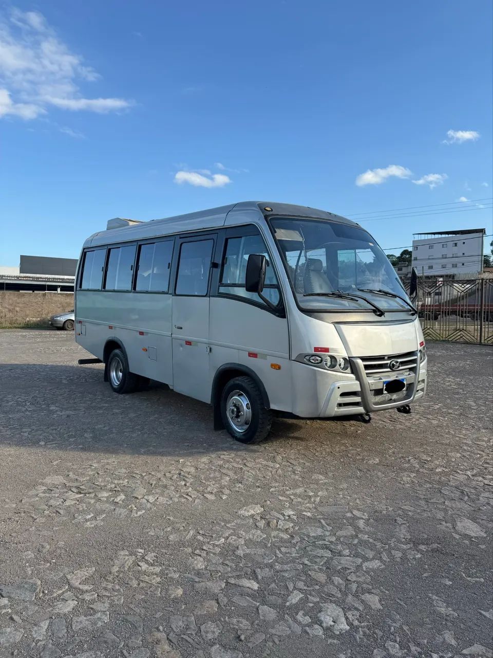 Micro Ônibus V8l Rodoviário(Com Ar) 2015/15 4x4 Funcionando - Foto 3