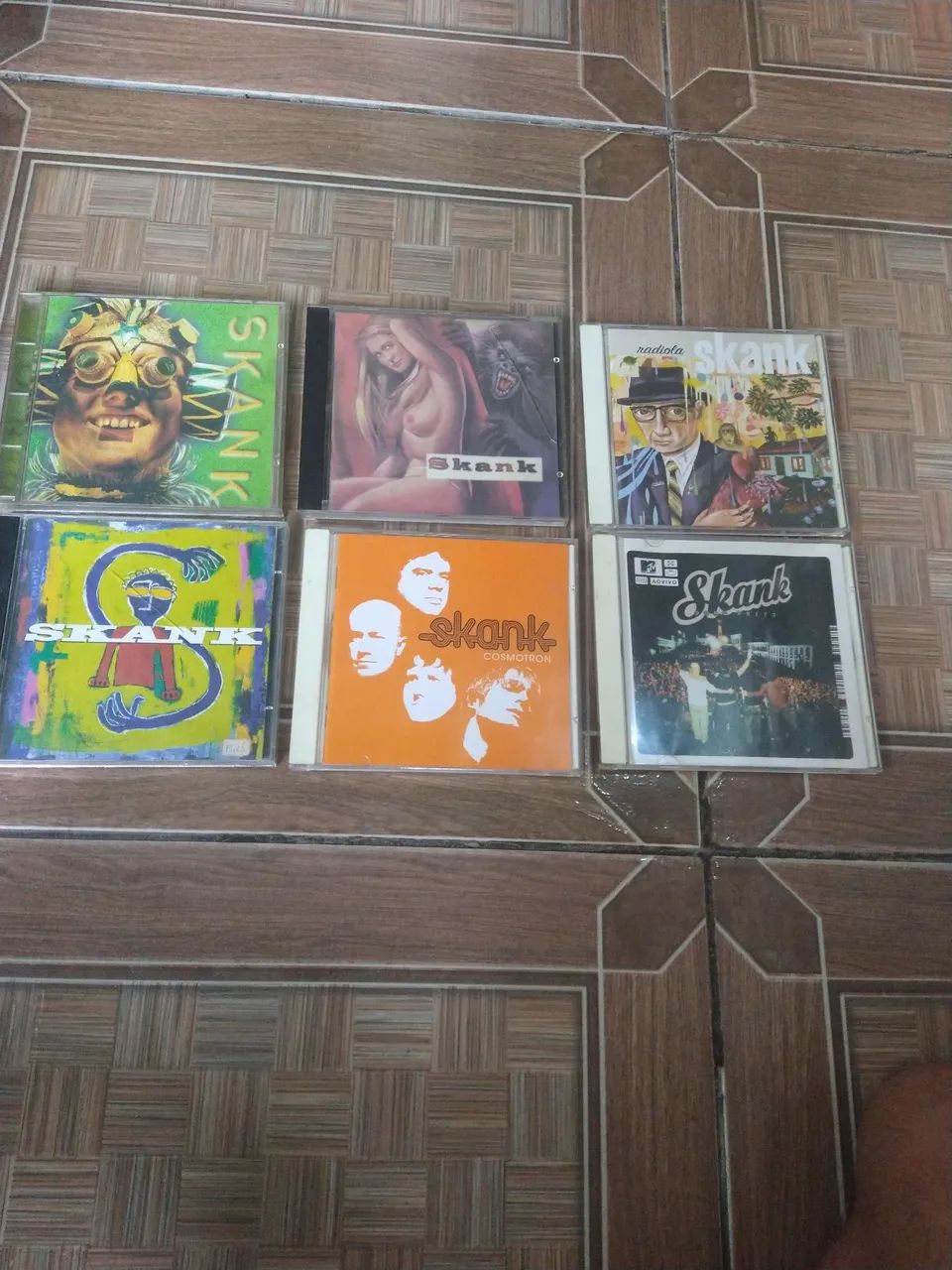 6 ...CDs  skank.  . 