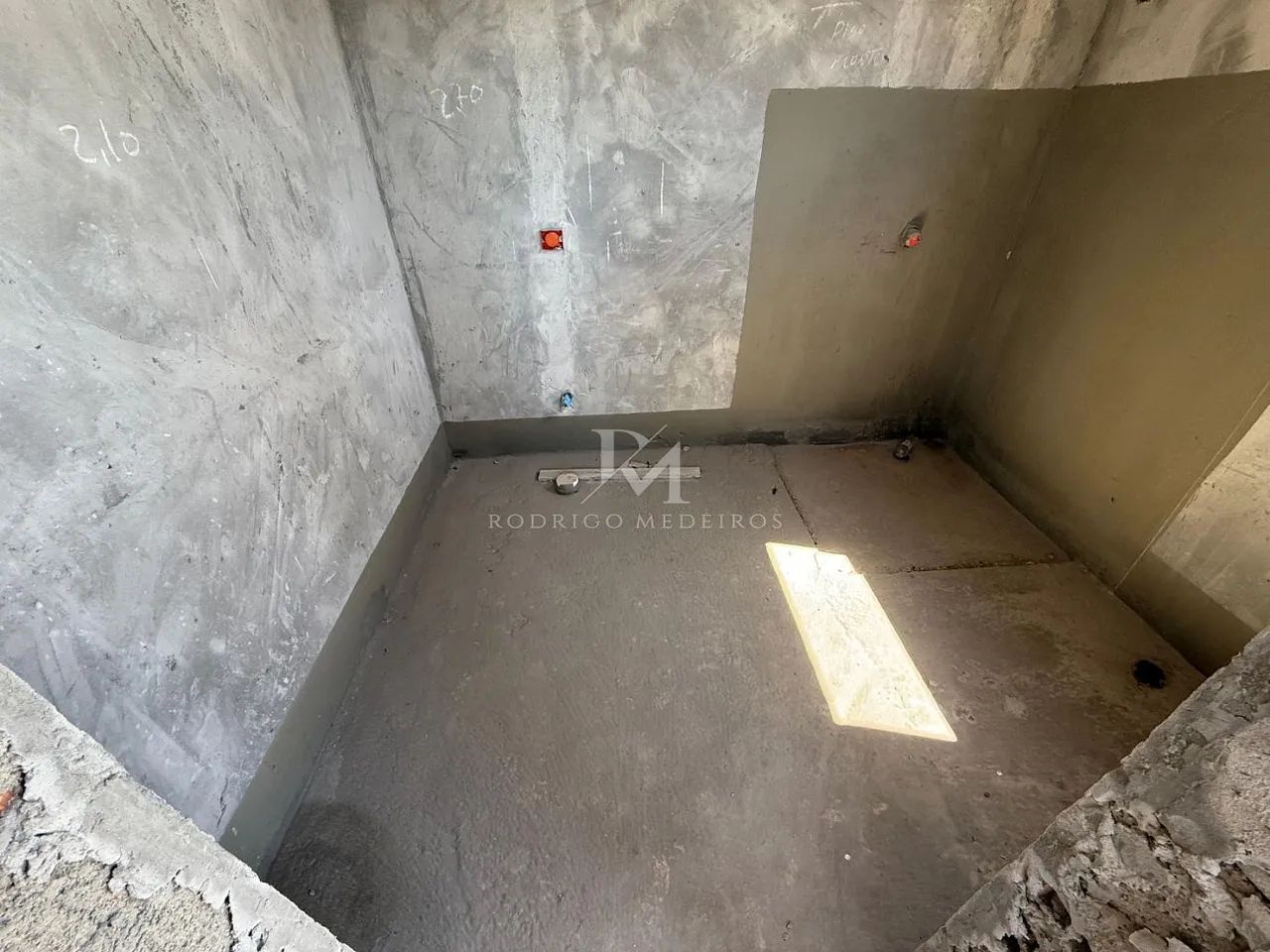 Conjunto de 4 terrenos com construções no João Paulo, Florianópolis - Foto 3