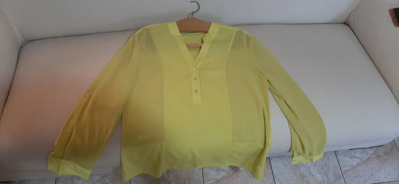 Camisa seda Verde limão  - Foto 2