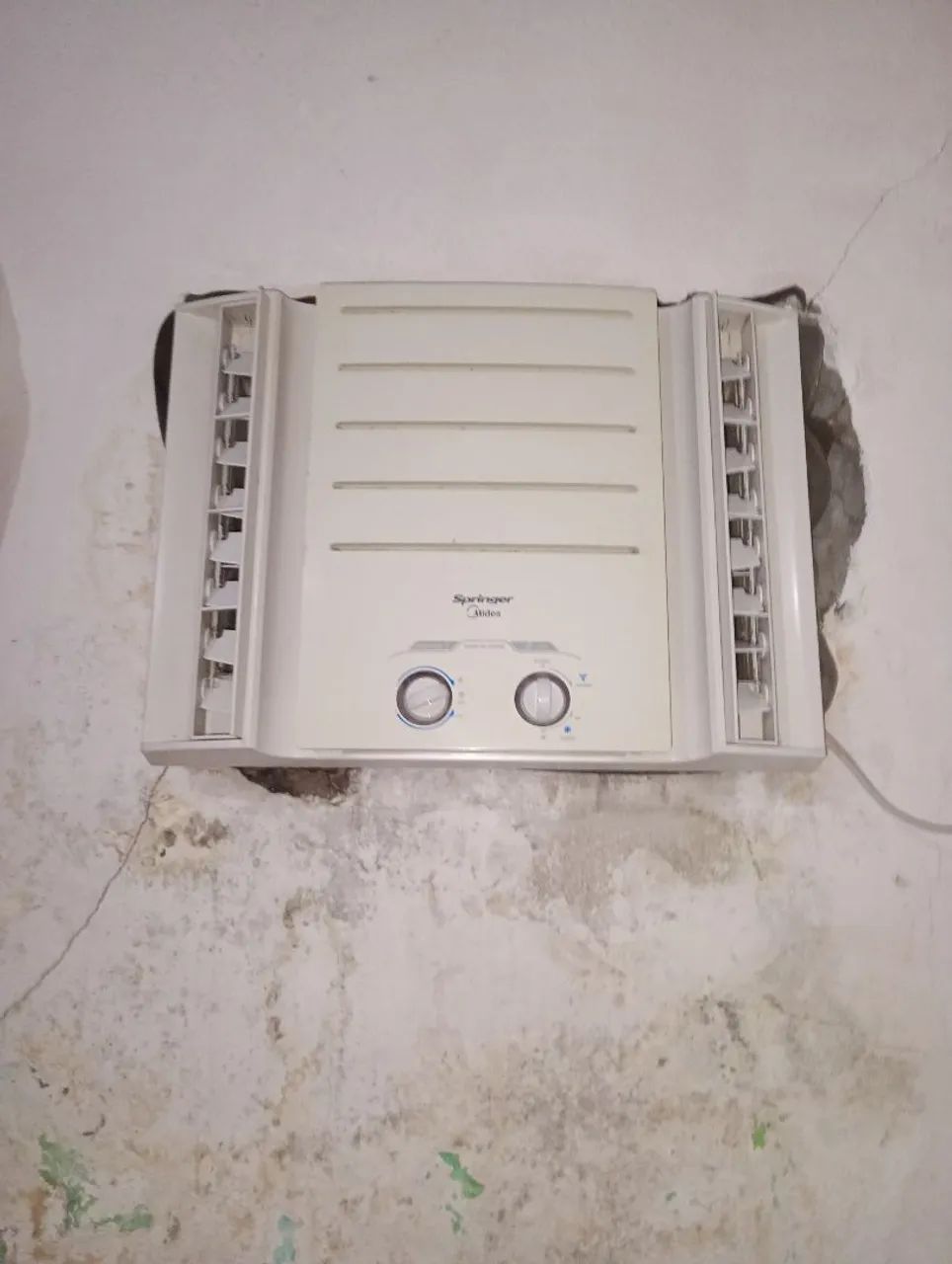 Vendo ar-condicionado 