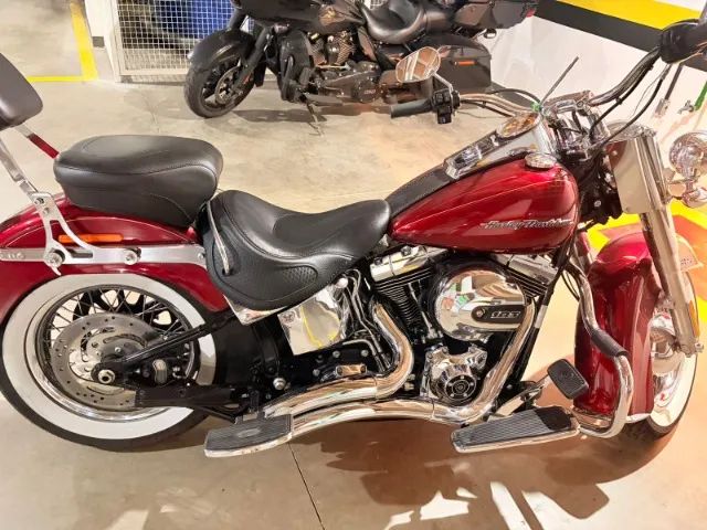 Harley Davidson Softail Deluxe 2017 - Foto 2
