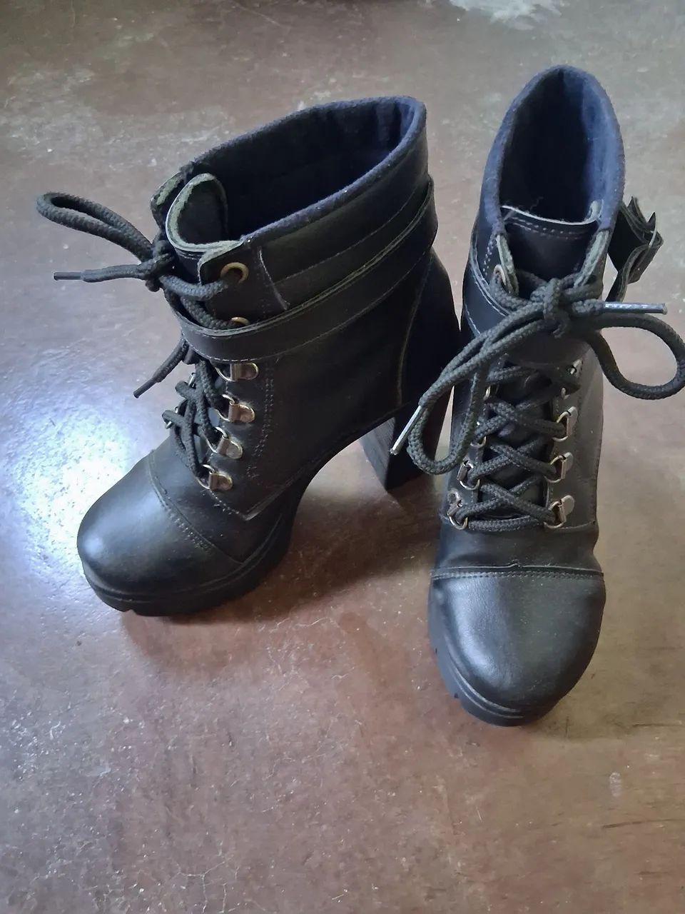 Bota de salto - Foto 5