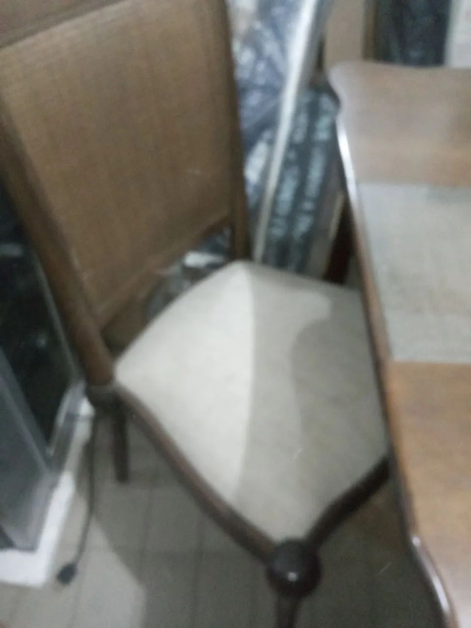 MESA C/ 8 CADEIRAS (DESIGN CLÁSSICO)) - Foto 3