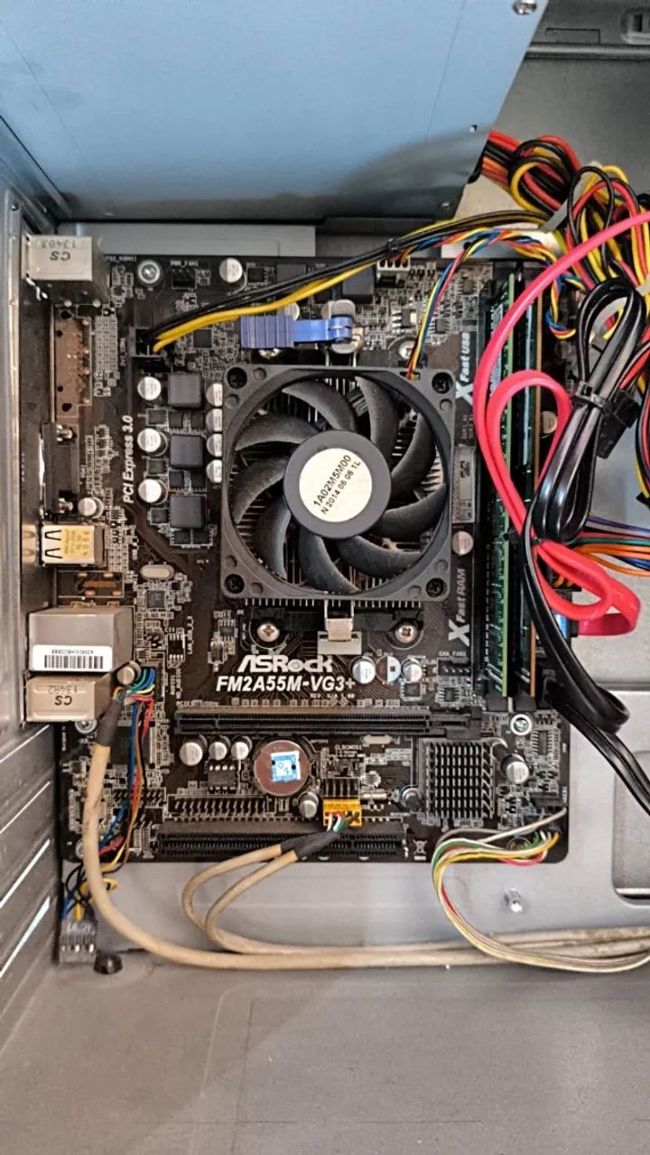 PC W11 Pro Office AMD A4 4000 6Mem SSD 240 HD 320 CNTC