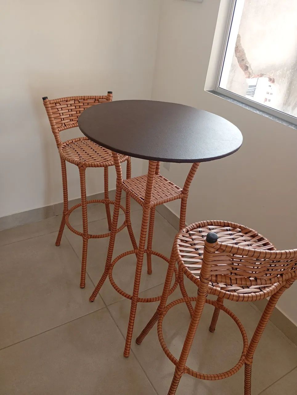 Mesa Bistrô com 4 cadeiras  - Foto 3