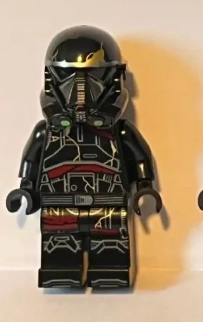 3 minifigures (reservada) - Foto 3