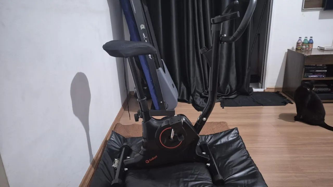 Bicicleta Ergométrica Vertical Gallant Trainer R$ 400,00