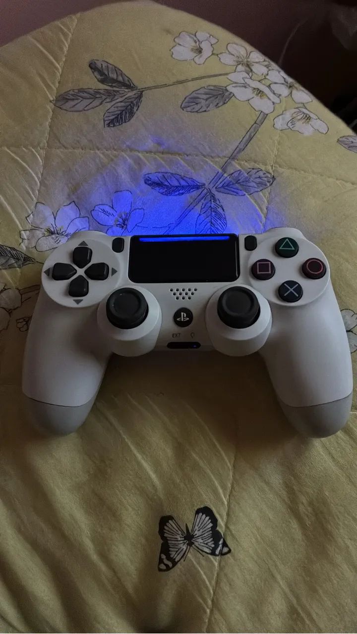 Ps4 pro edição branca ilimitada  - Foto 2