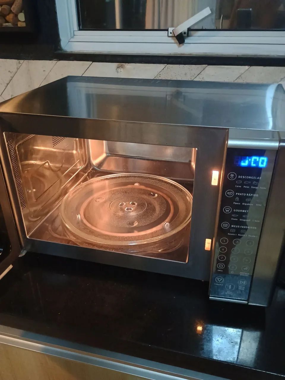 Microondas Eletrolux 31 litros  - Foto 2