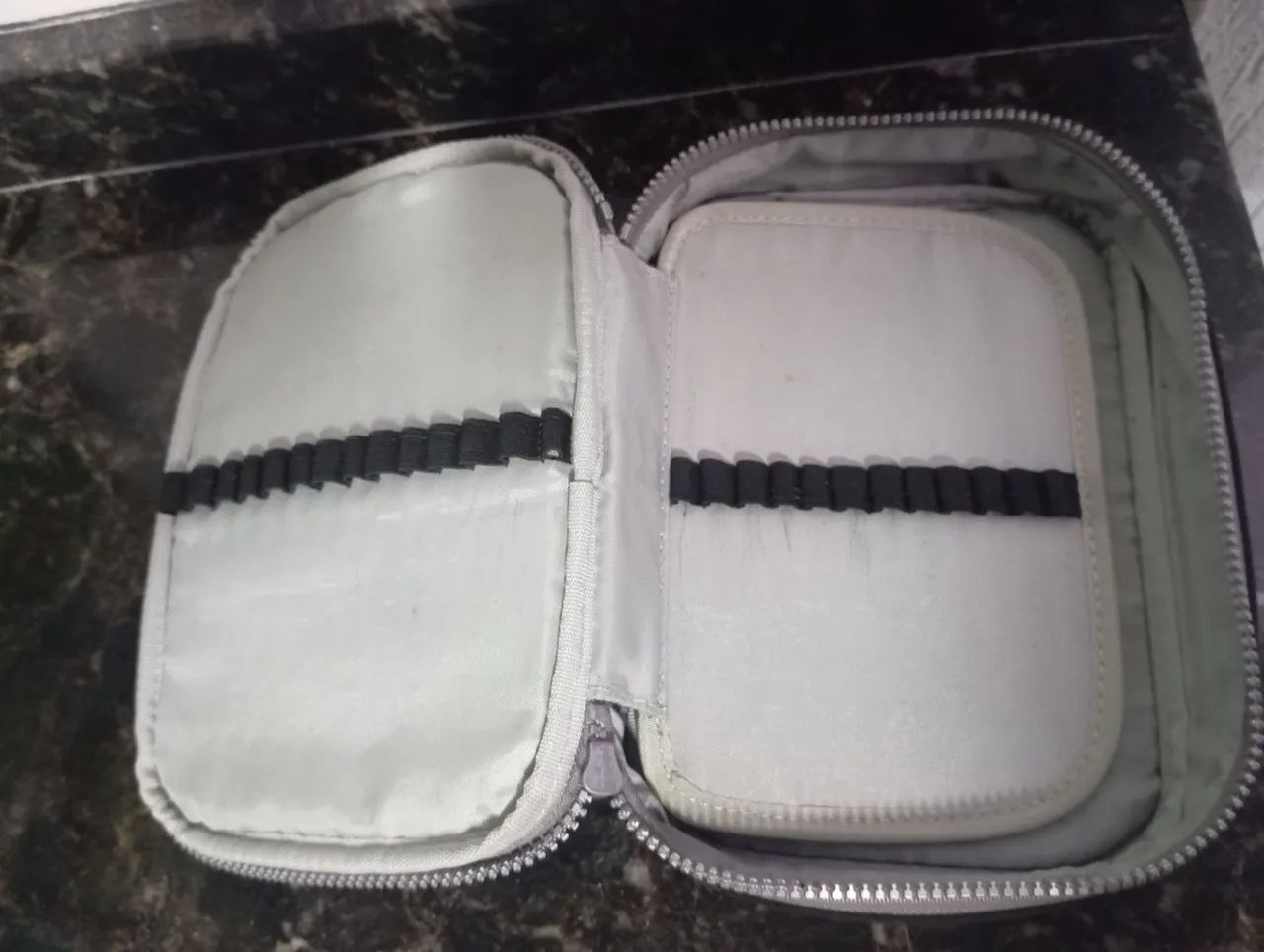 Necessaire Kipling preta original  - Foto 4