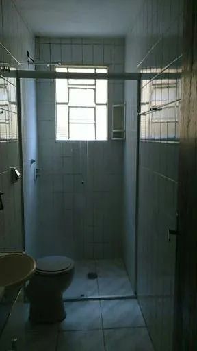 Casa com três dormitórios - ALUGO - Foto 4