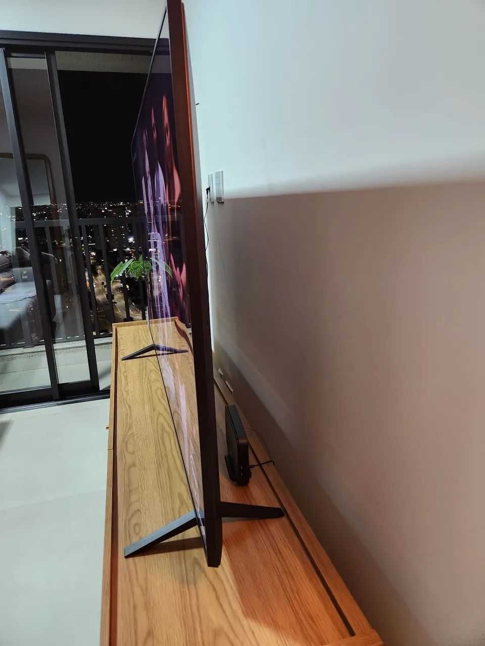 Smart TV LG 70" 4K UHD UR8750 - Impecável - 70 Polegadas - Foto 4