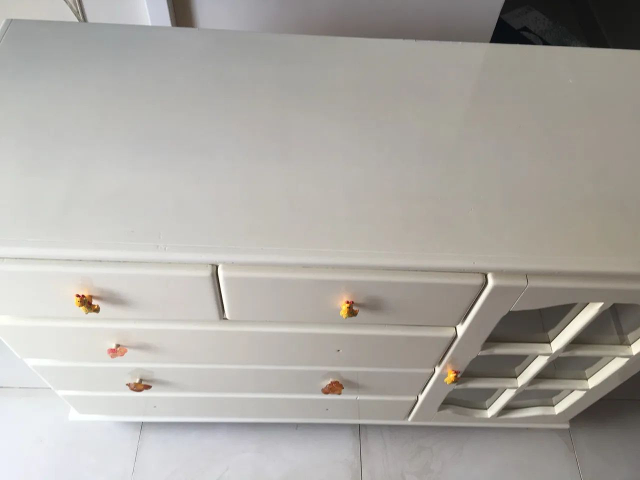 Cômoda PROVENÇAL em madeira e LACA para quarto infantil  - Foto 2