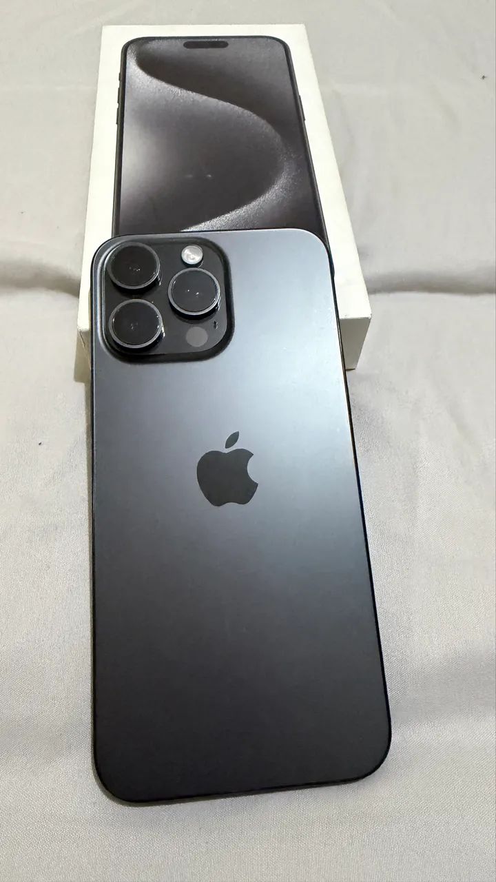 Iphone 15 Pro Max  - Foto 3