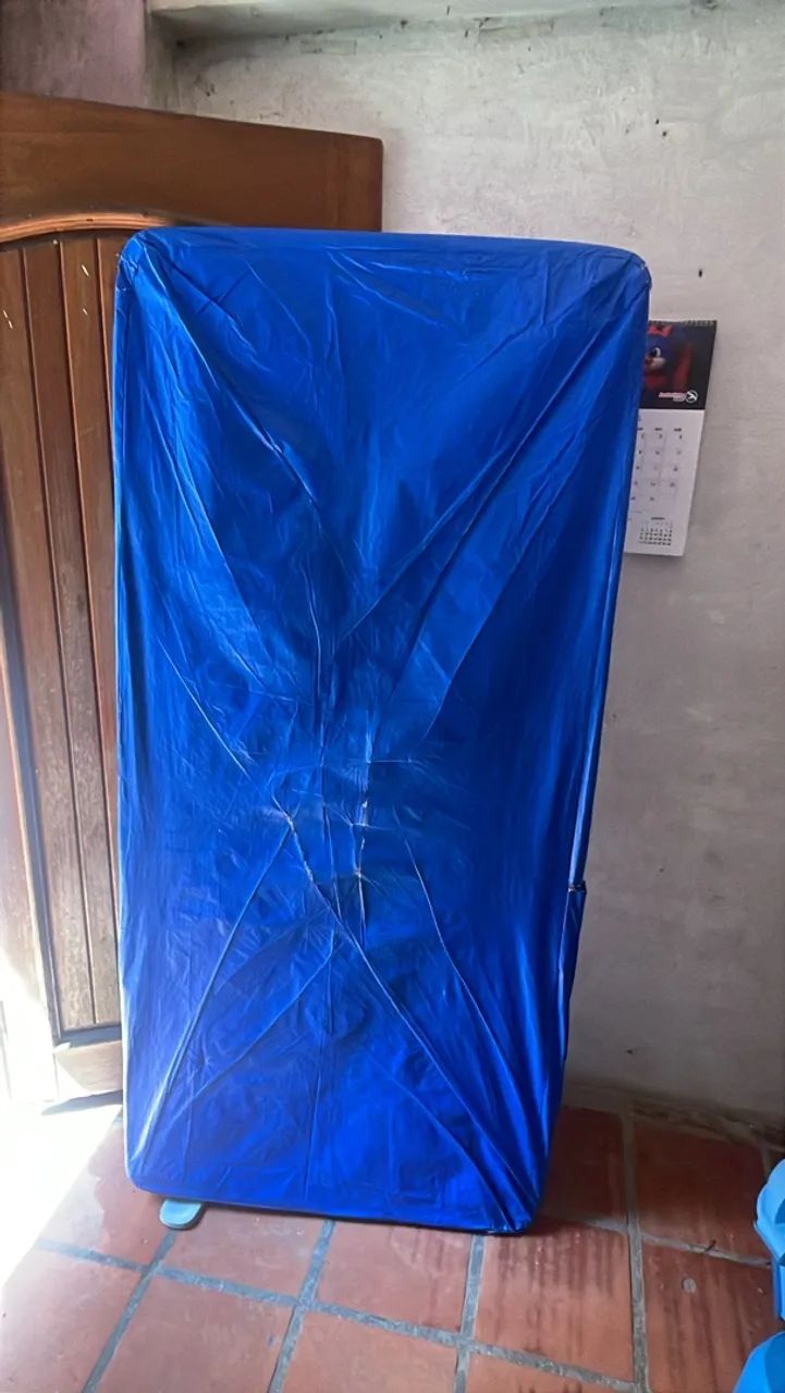 Colchão de solteiro com capa impermeável  - Foto 3