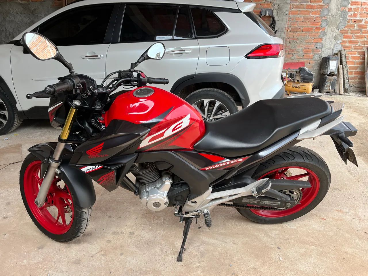 CB TWISTTER 250cc 2020 - Foto 2