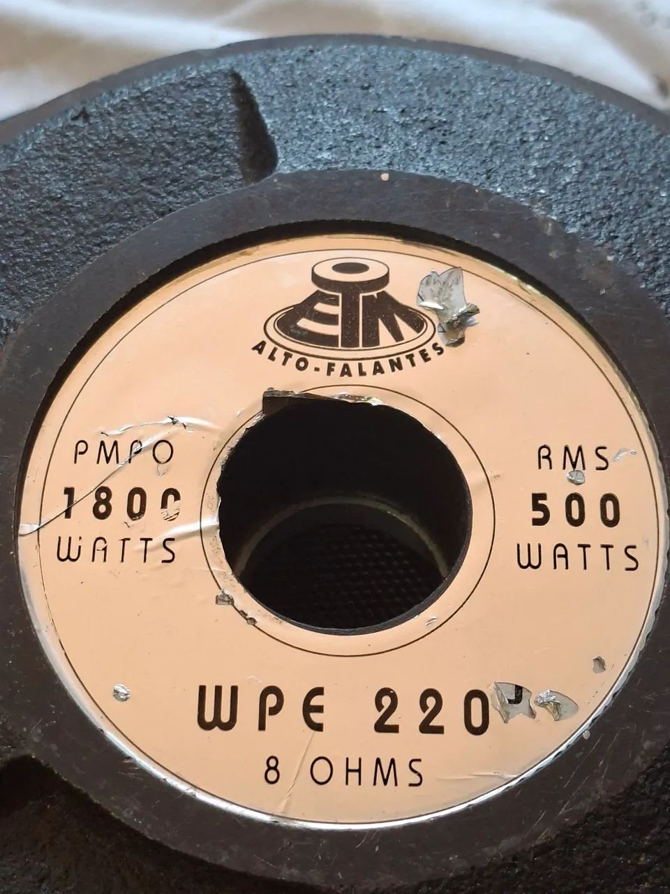Par de auto-falantes 18polegadas  500 Rms .quem gosta de pancada  em perfeito estado . - Foto 2