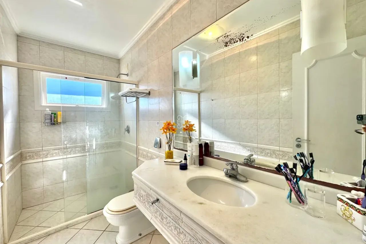 Casa à Venda 377m2 com 4 Suítes - Foto 5