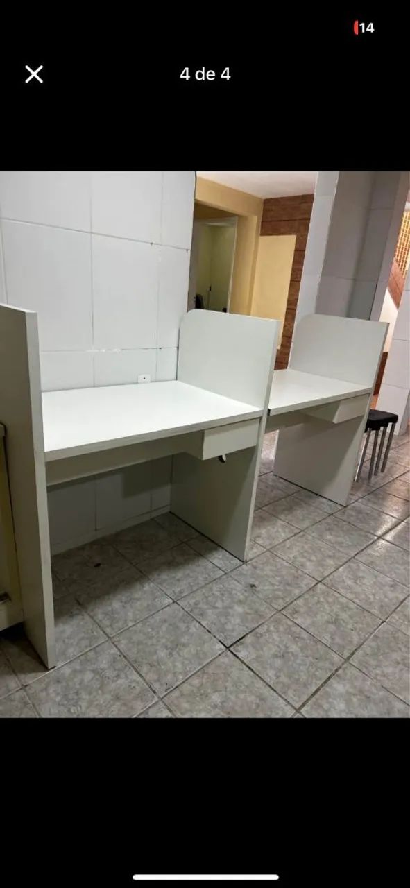 Mesa de escritório cm dois guichê 