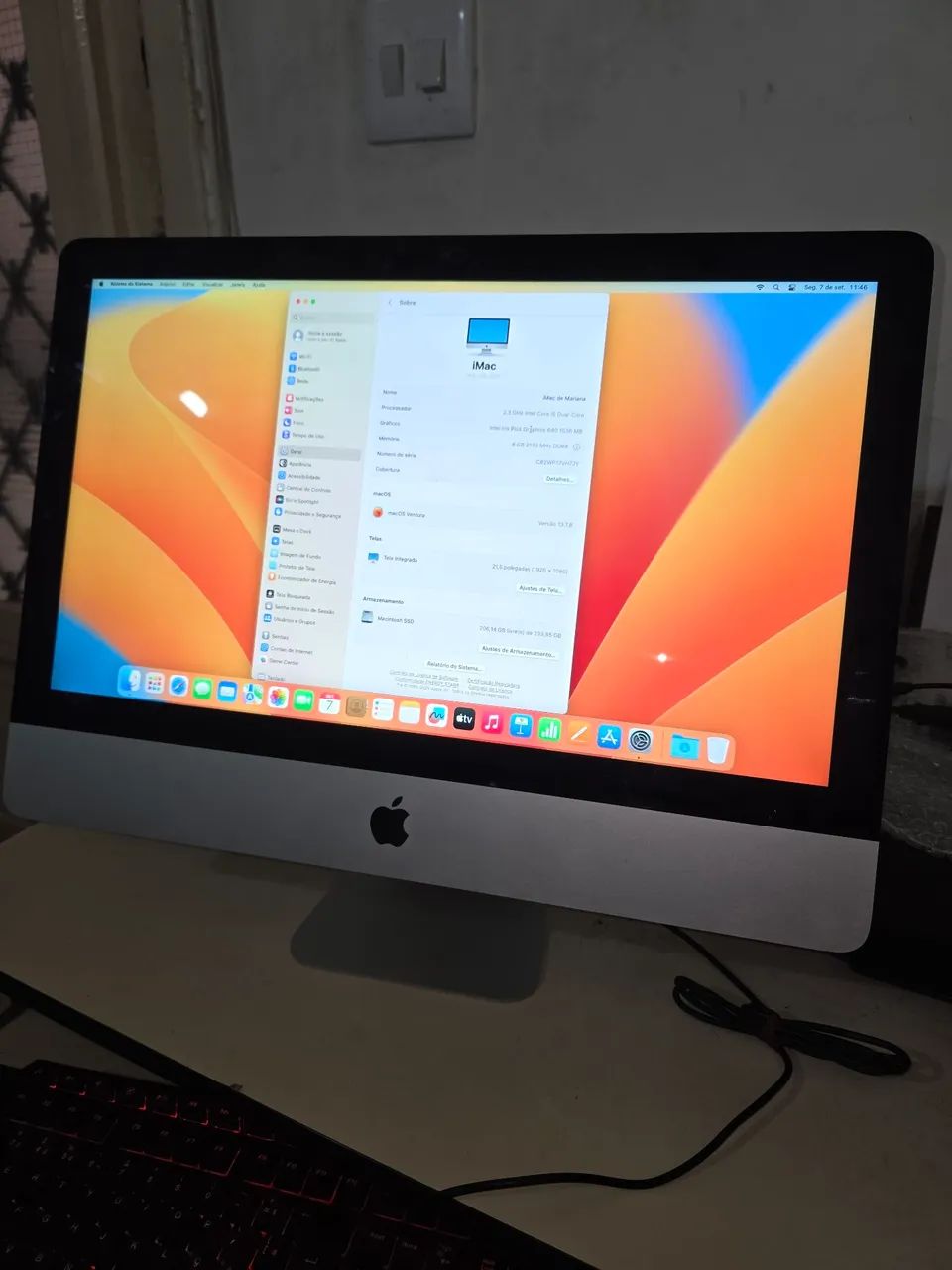 Imac 21.5 ano 2017 i5 8gb ssd de 240 - Computadores e Desktops