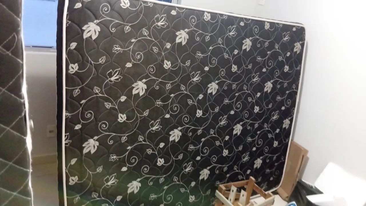 VENDE SE CAMA CASAL BOX 