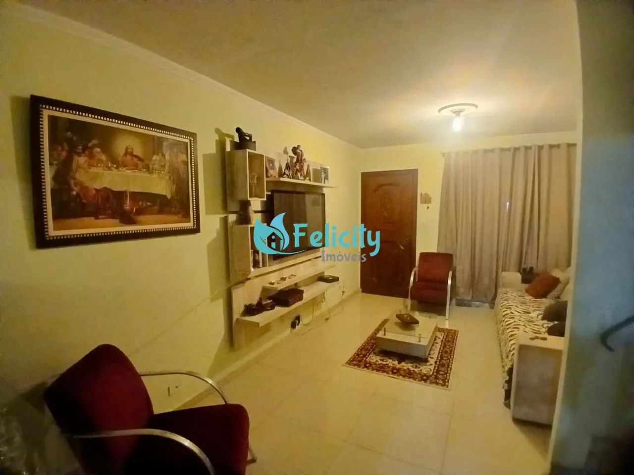 Sobrado de 92 m² em Bairro Arborizado com Suíte, Edícula e Churrasqueira - Foto 3