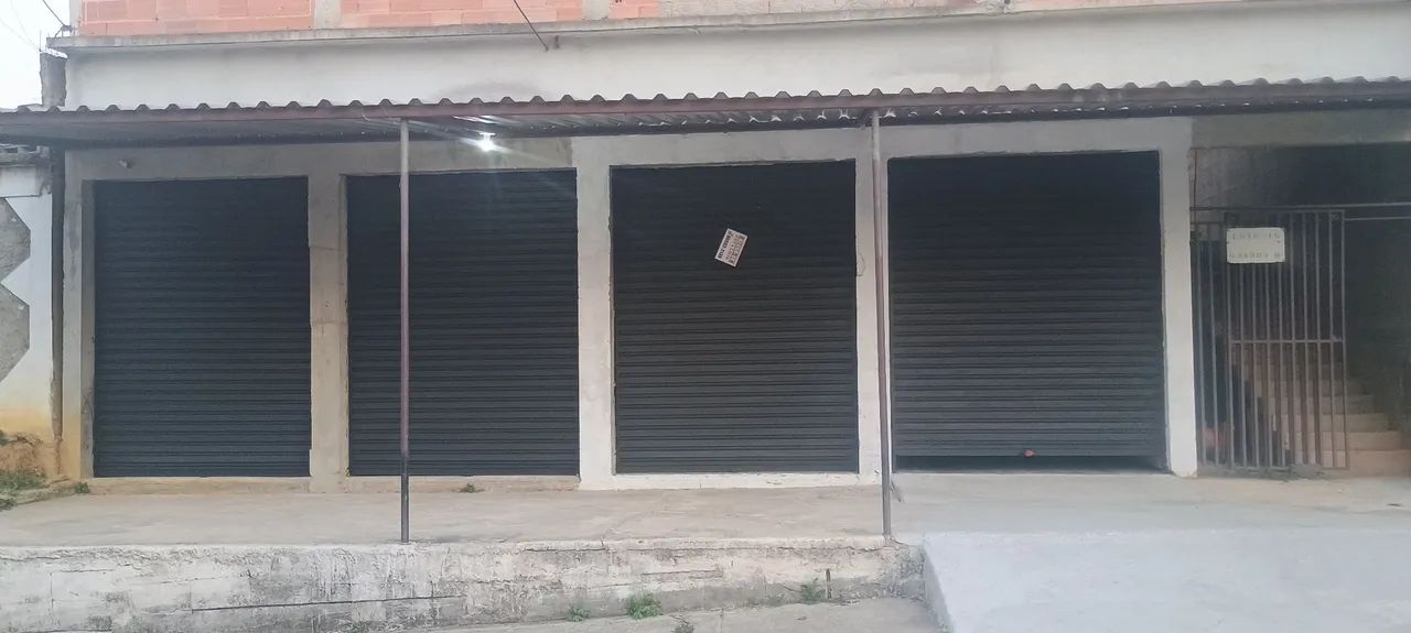 Vendo casa 3 Quartos e 3 lojas - Foto 5
