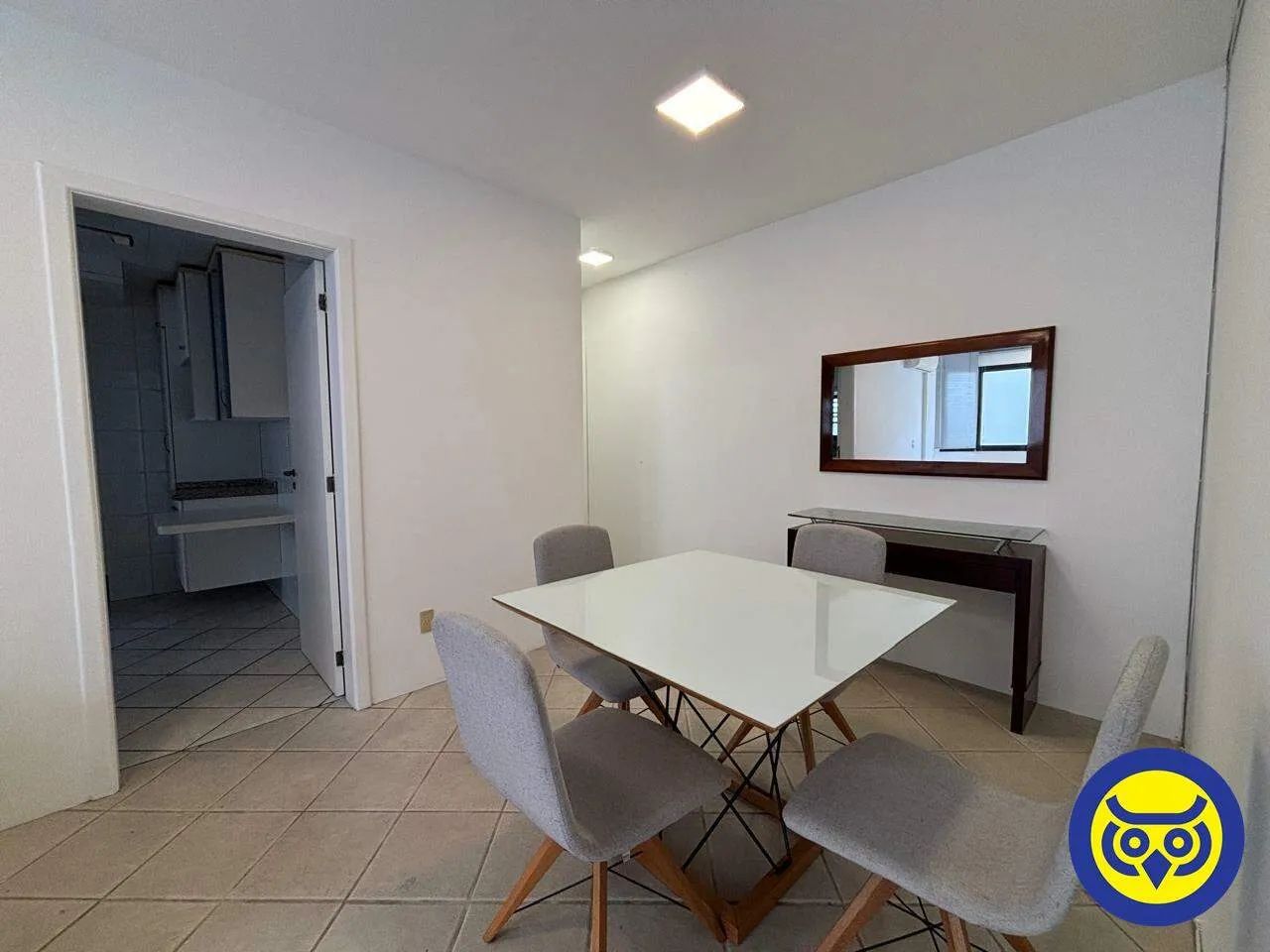 Apartamento com 02 dormitórios na Agronômica - Foto 2