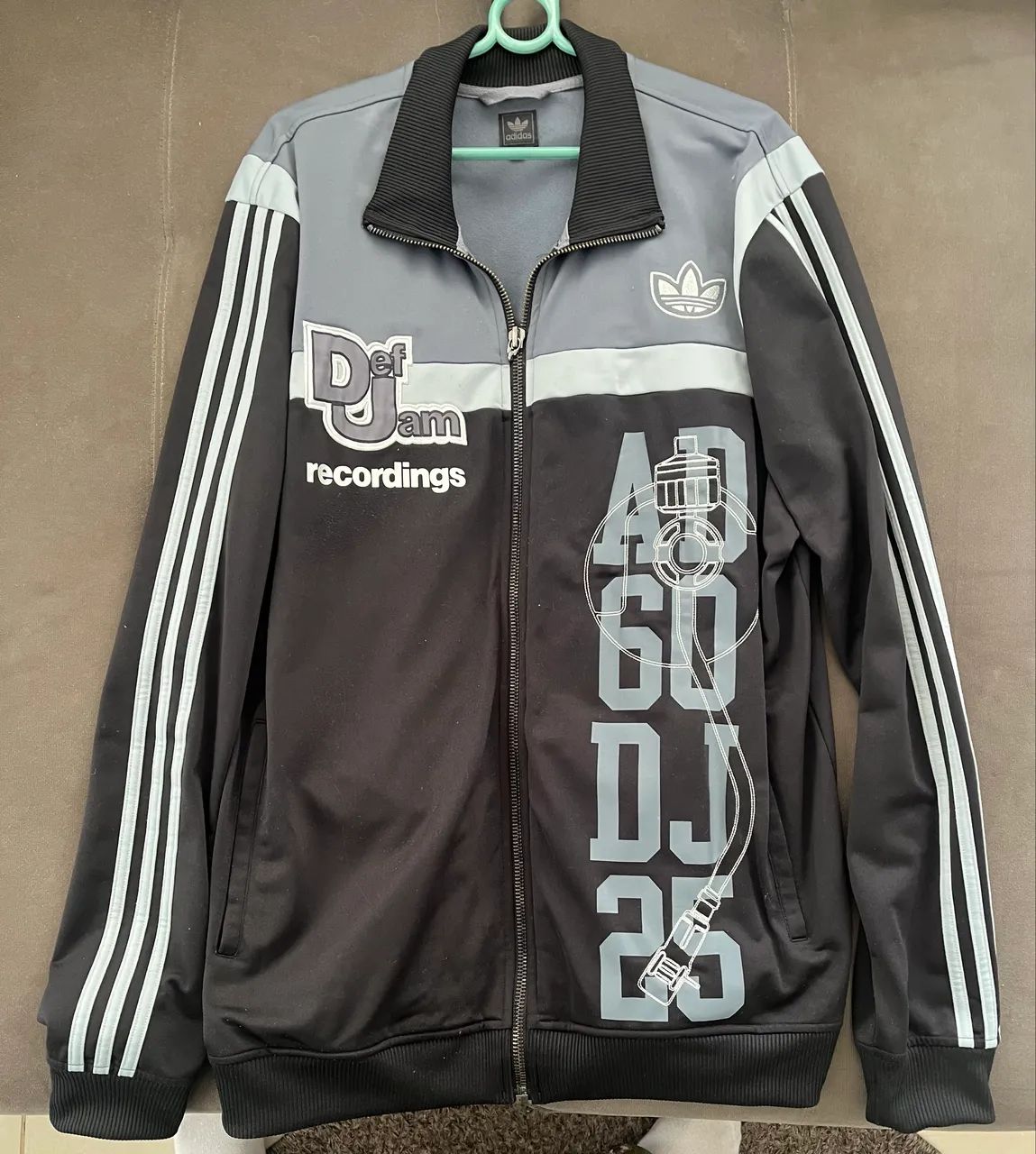 Jaqueta Adidas retrô 