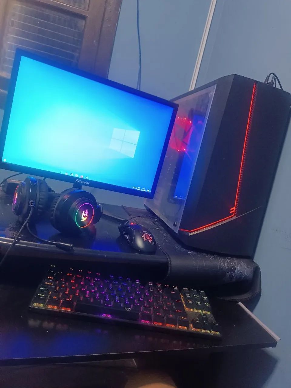 Pc gamer, com tudo, mesa e acessórios  - Foto 2