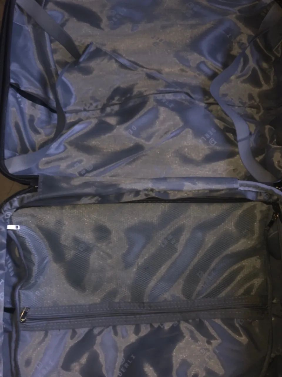 MALA DE VIAGEM - Material leve  - Foto 4