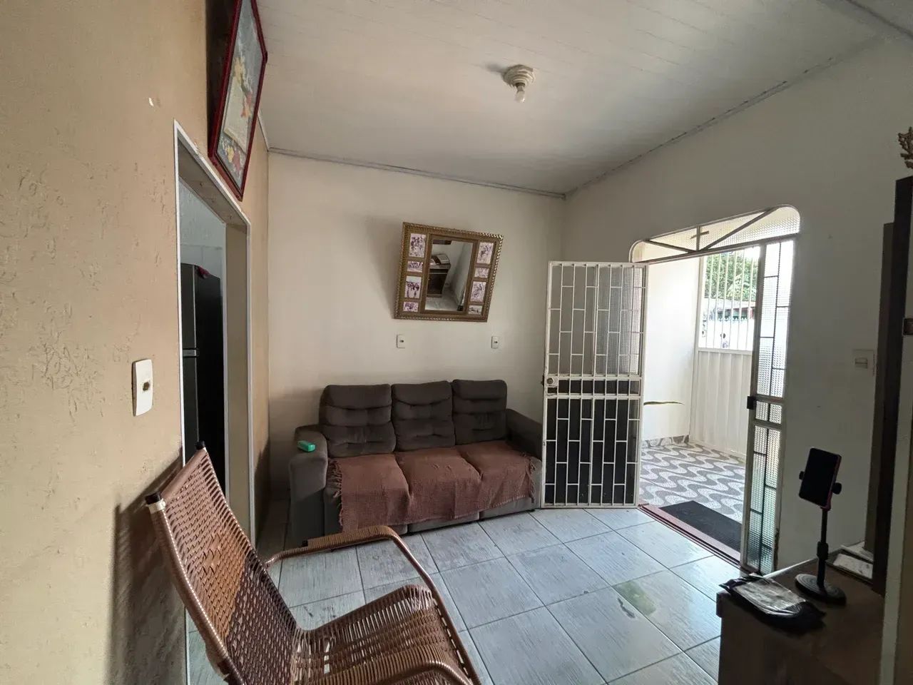 Cachoeirinha, Vendo casa com 02 qtos térrea bem localizado - Foto 4