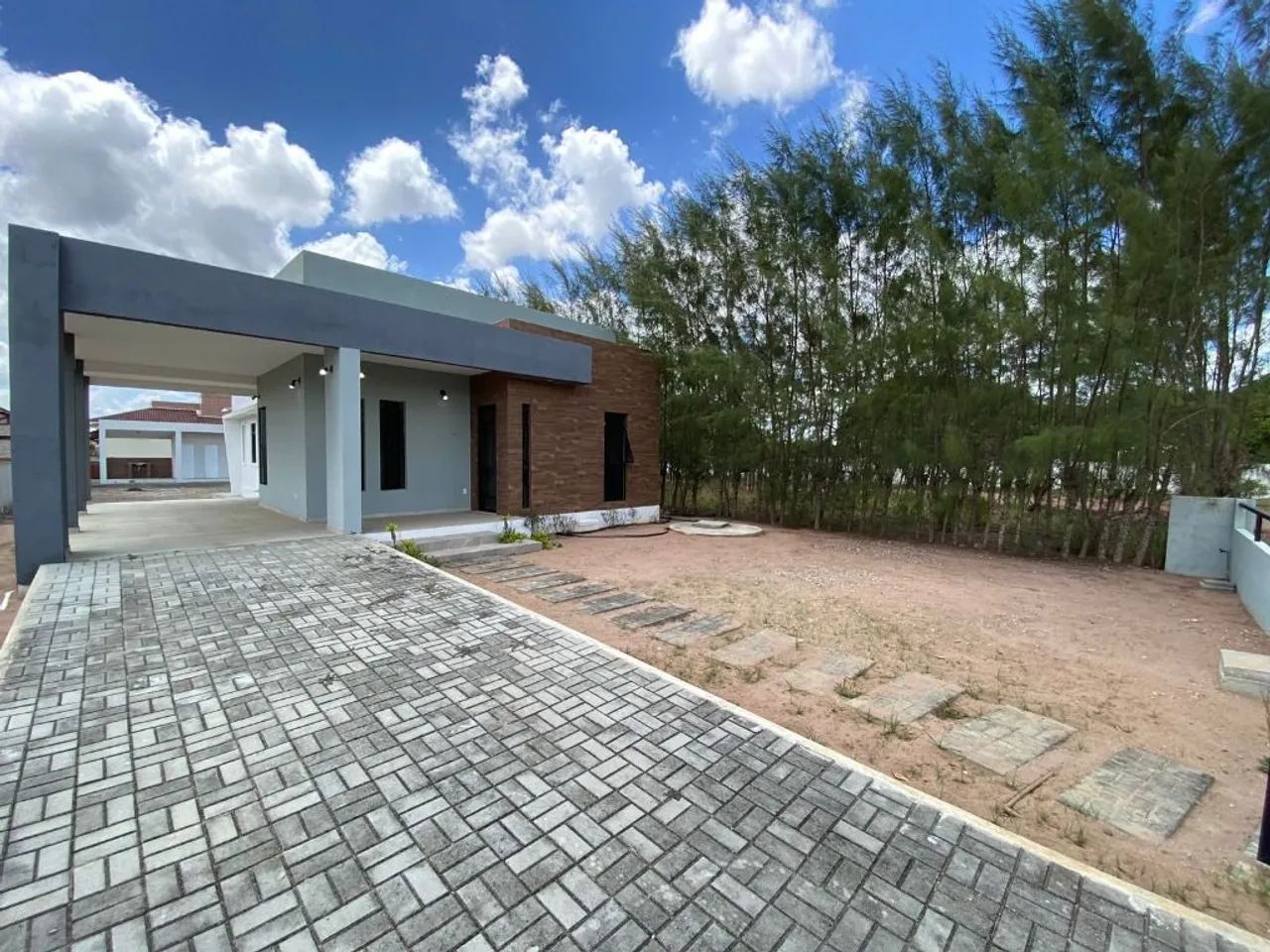 Casa Greenville - Térrea com planta moderna.