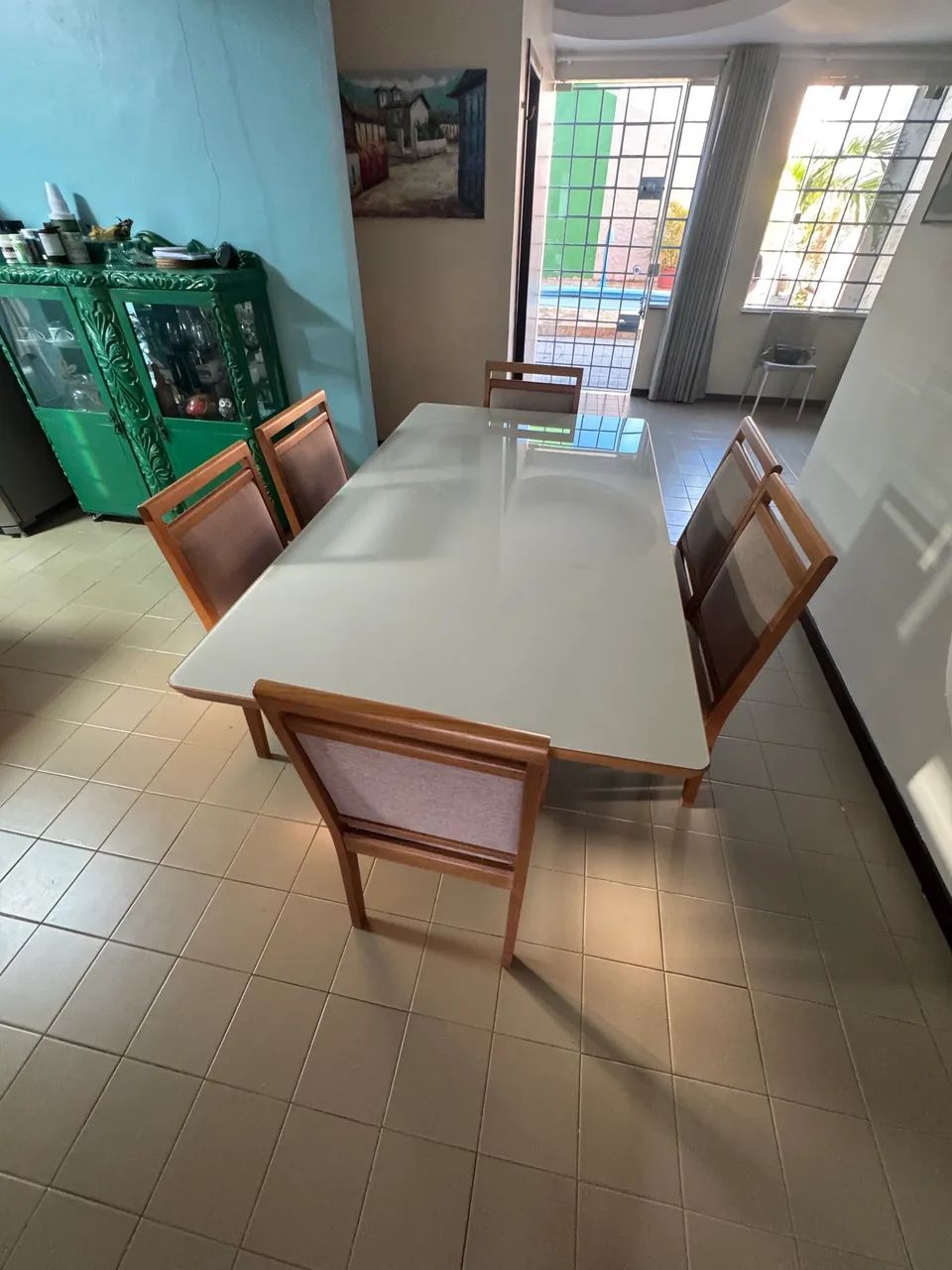 Mesa 6 lugares de madeira e vidro 