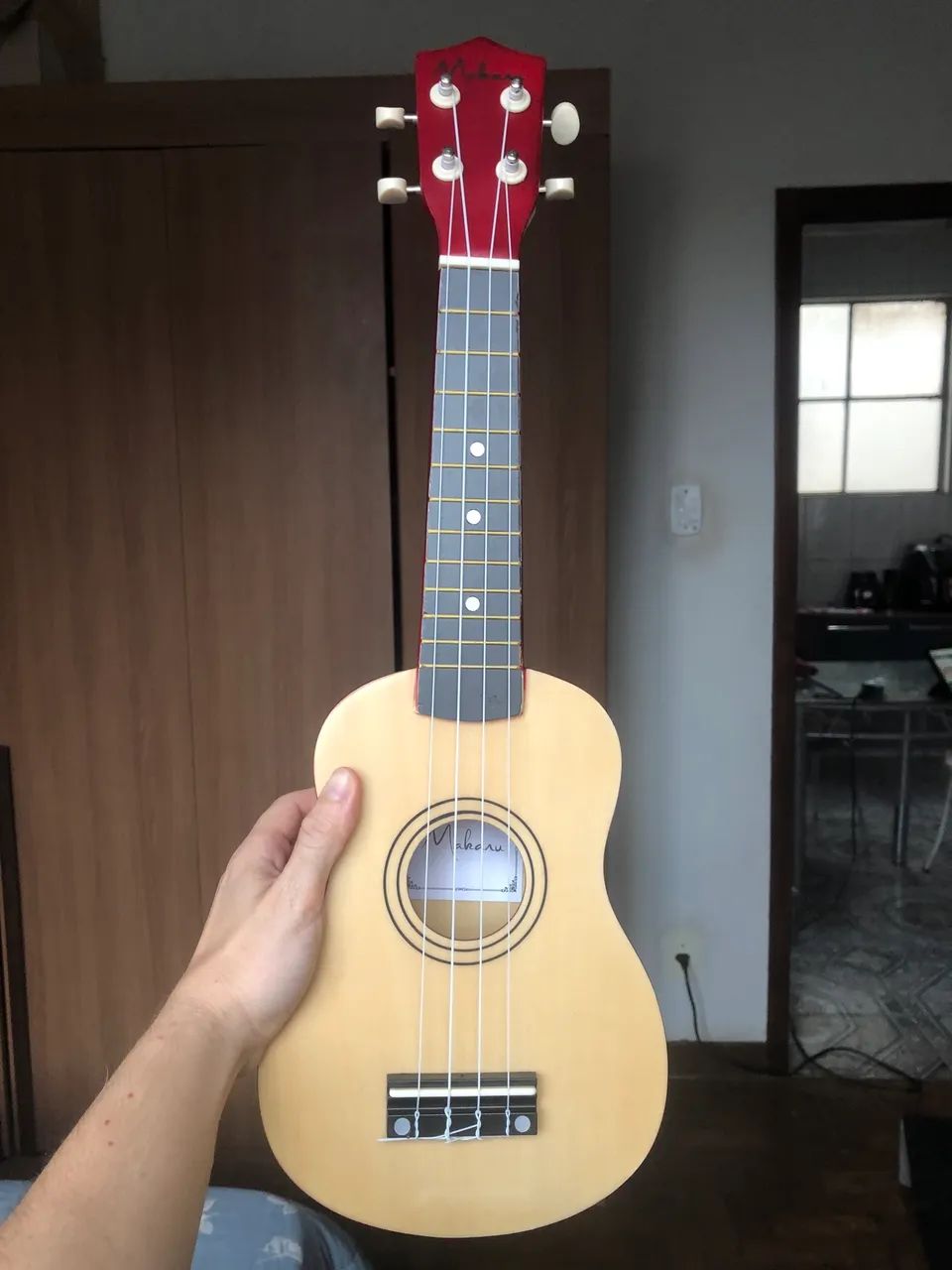 Vendo Ukulele Novo - Foto 3
