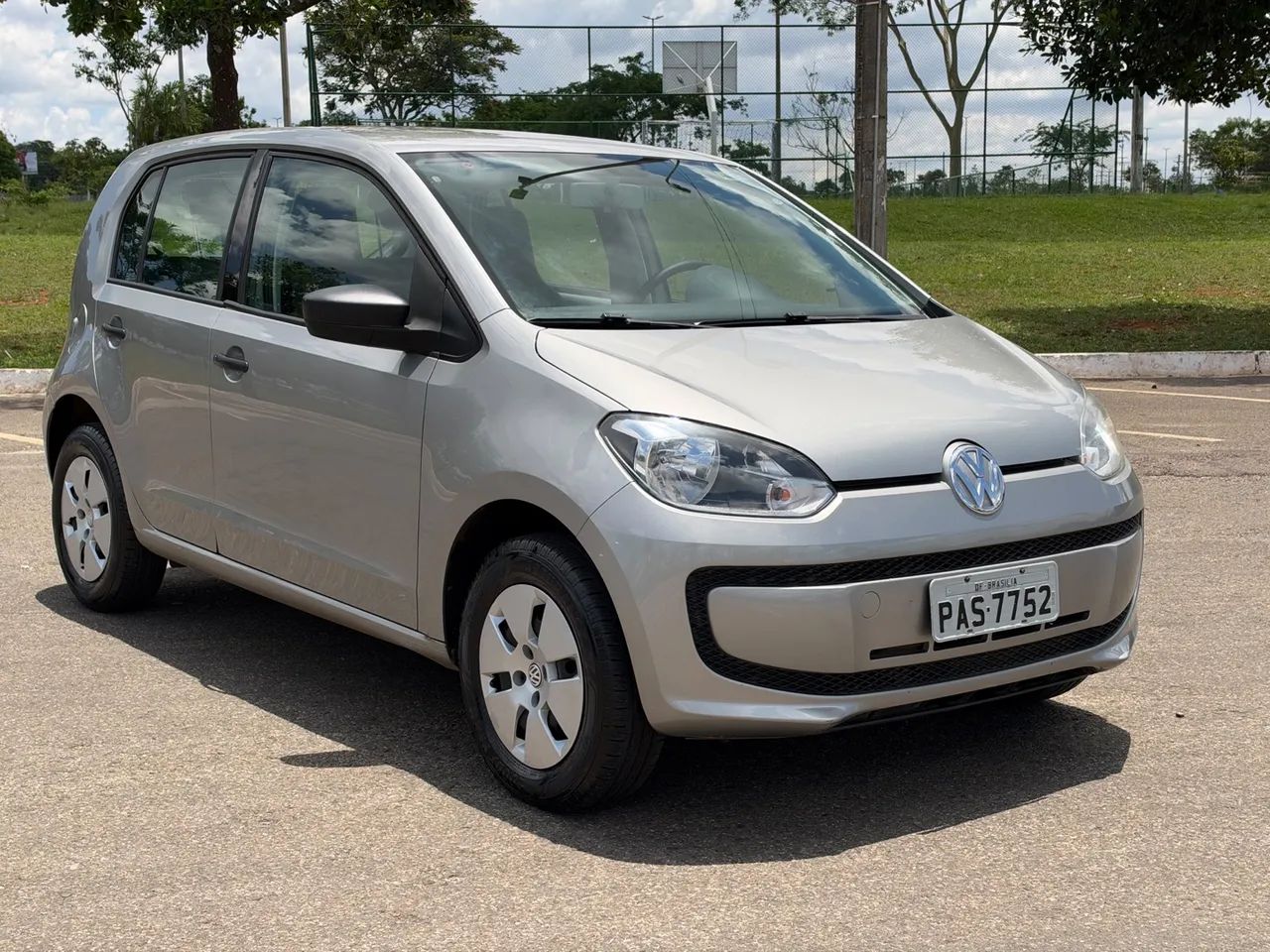Volkswagen Up! 1.0 TOTAL FLEX 12V 5P 2017